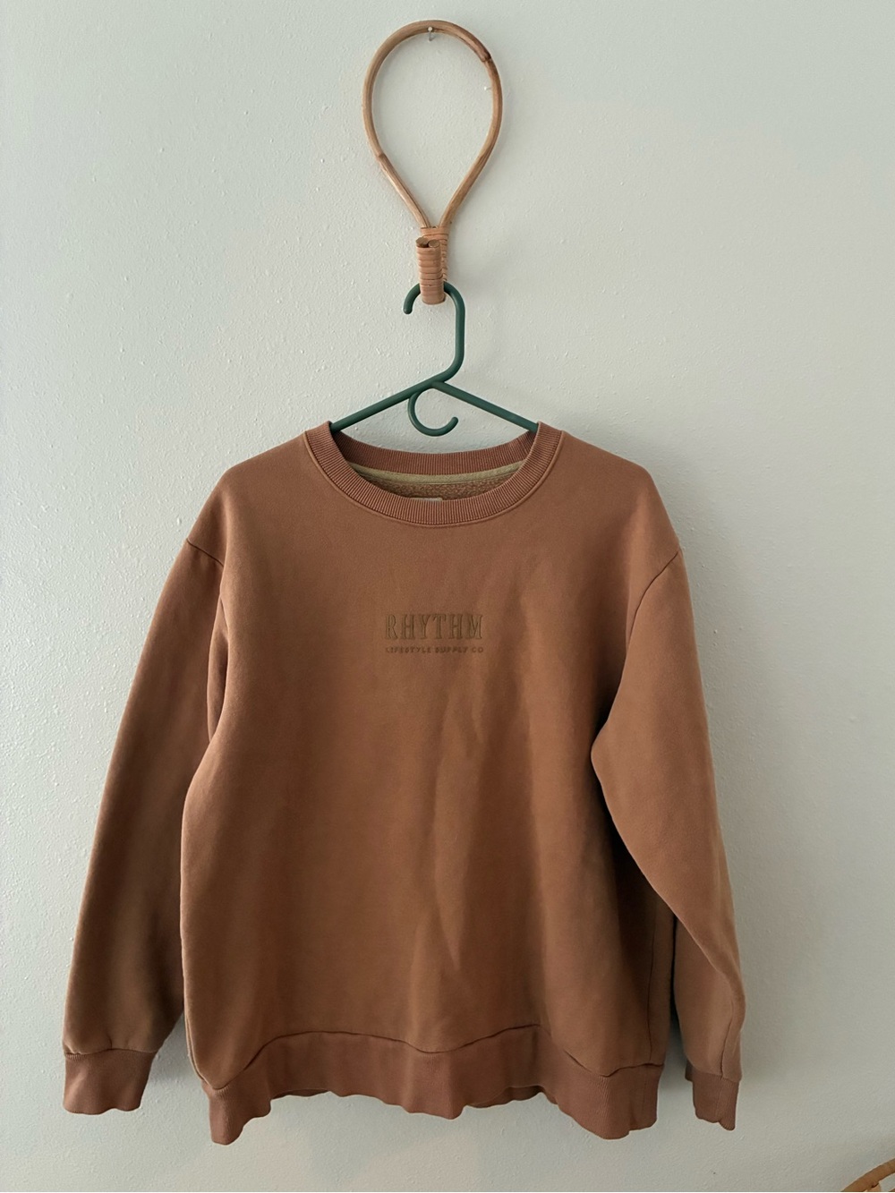 Rhythm. Brand Sweatshirt in Warm Brown